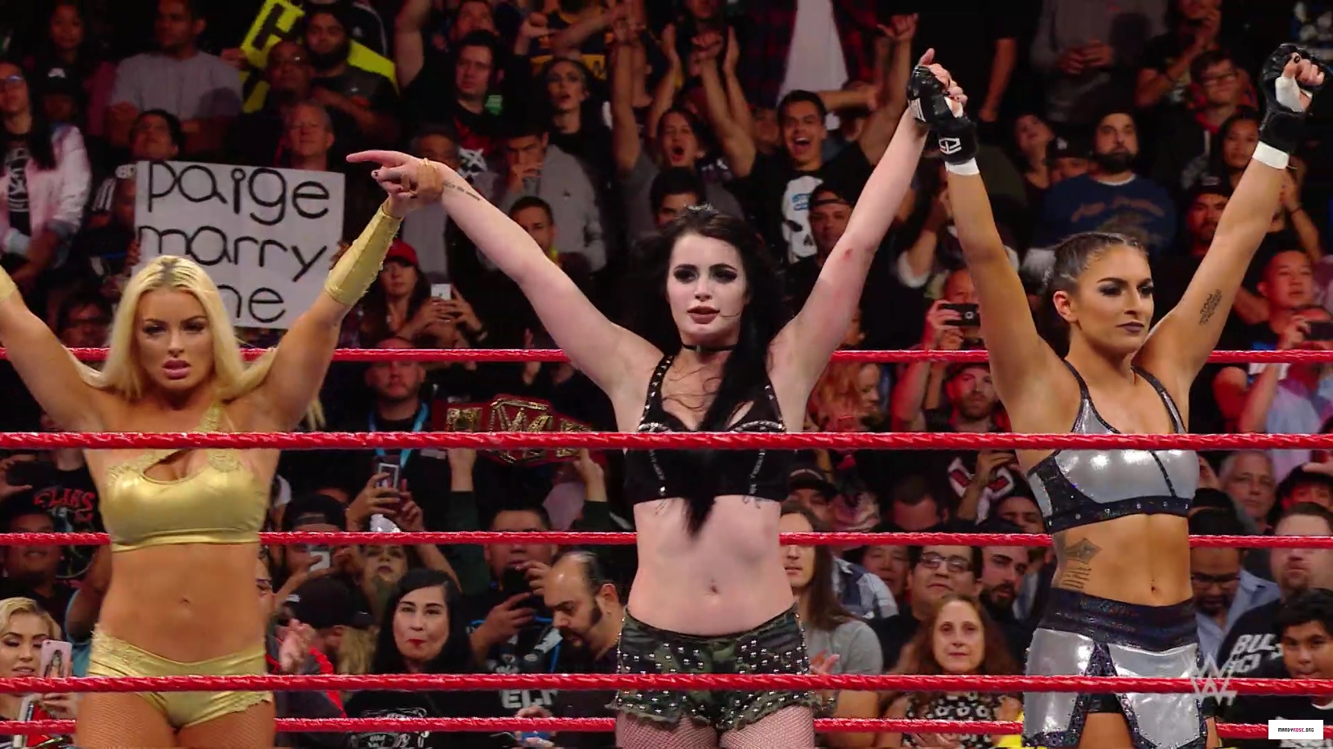 5B1920x10805D_8_Superstars_to_watch_in_2018_WWE_List_This21__WWE_mp40029.jpg