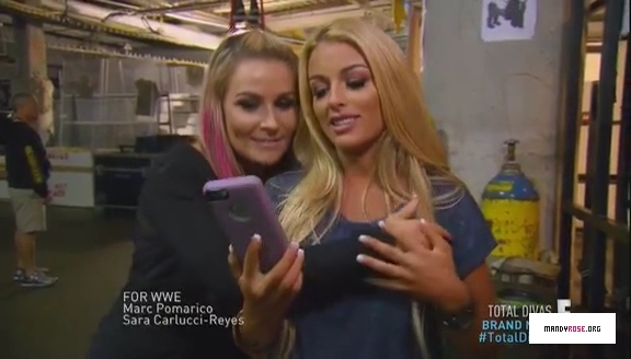 5B568x3285D_Total_Divas_Season_5_Ep_5_by_CenationSince02_-_Dailymotion_mp40027.jpg