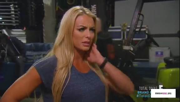 5B568x3285D_Total_Divas_Season_5_Ep_5_by_CenationSince02_-_Dailymotion_mp40064.jpg