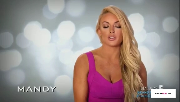 5B568x3285D_Total_Divas_Season_5_Ep_5_by_CenationSince02_-_Dailymotion_mp40156.jpg