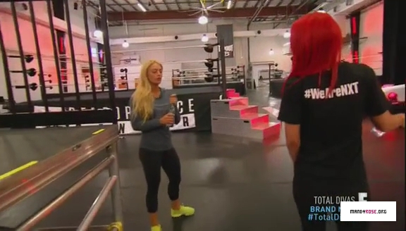 5B568x3285D_Total_Divas_Season_5_Ep_5_by_CenationSince02_-_Dailymotion_mp40165.jpg