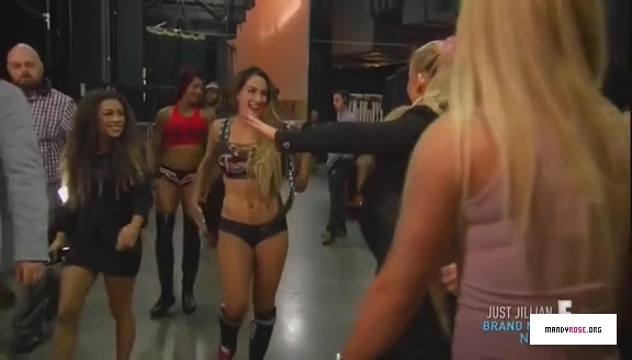5B568x3285D_Total_Divas_Season_5_Ep_5_by_CenationSince02_-_Dailymotion_mp40341.jpg