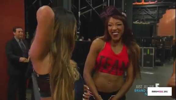 5B568x3285D_Total_Divas_Season_5_Ep_5_by_CenationSince02_-_Dailymotion_mp40371.jpg