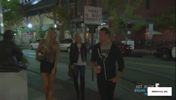 5B568x3285D_Total_Divas_Season_5_Ep_5_by_CenationSince02_-_Dailymotion_mp40381.jpg