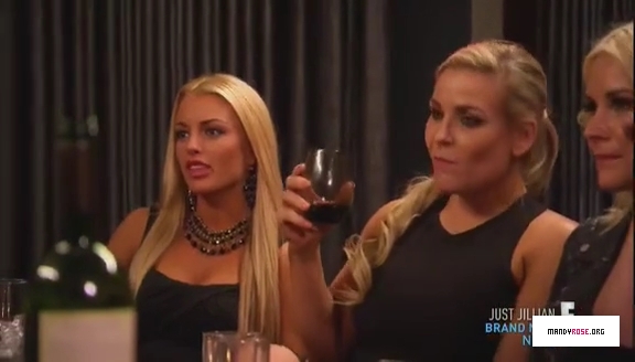 5B568x3285D_Total_Divas_Season_5_Ep_5_by_CenationSince02_-_Dailymotion_mp40457.jpg