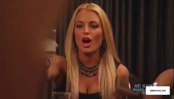 5B568x3285D_Total_Divas_Season_5_Ep_5_by_CenationSince02_-_Dailymotion_mp40482.jpg
