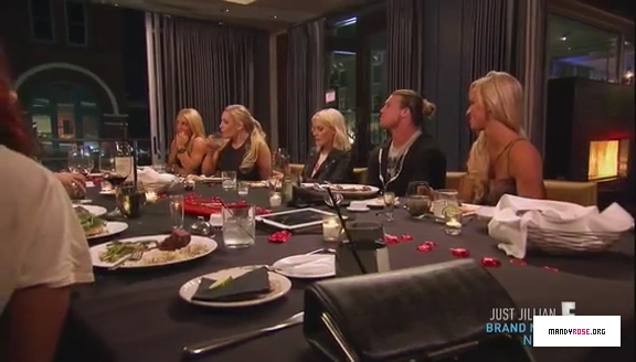 5B568x3285D_Total_Divas_Season_5_Ep_5_by_CenationSince02_-_Dailymotion_mp40574.jpg