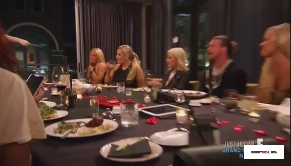 5B568x3285D_Total_Divas_Season_5_Ep_5_by_CenationSince02_-_Dailymotion_mp40576.jpg