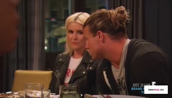 5B568x3285D_Total_Divas_Season_5_Ep_5_by_CenationSince02_-_Dailymotion_mp40630.jpg