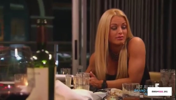 5B568x3285D_Total_Divas_Season_5_Ep_5_by_CenationSince02_-_Dailymotion_mp40639.jpg