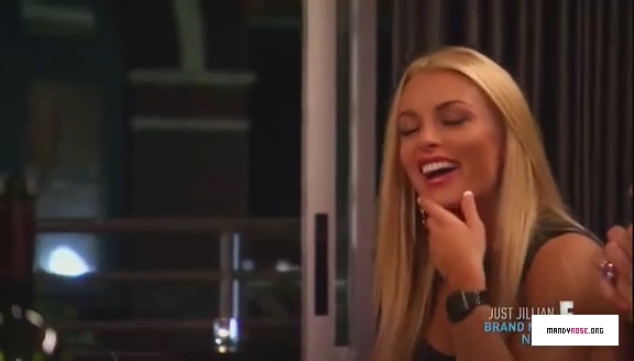 5B568x3285D_Total_Divas_Season_5_Ep_5_by_CenationSince02_-_Dailymotion_mp40685.jpg