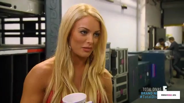 5B640x3605D_WWE_Total_Divas_S05E04_S_5_E_4_-_Talk_of_The_Town_by_Total_Divas_-_Dailymotion_mp40003.jpg