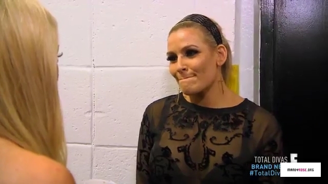5B640x3605D_WWE_Total_Divas_S05E04_S_5_E_4_-_Talk_of_The_Town_by_Total_Divas_-_Dailymotion_mp40006.jpg