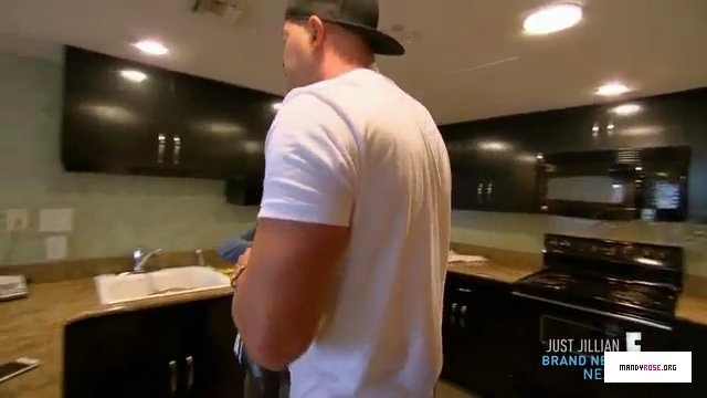5B640x3605D_WWE_Total_Divas_S05E04_S_5_E_4_-_Talk_of_The_Town_by_Total_Divas_-_Dailymotion_mp40207.jpg