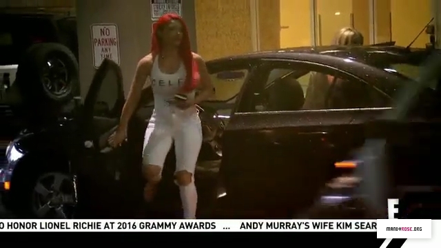 5B640x3605D_WWE_Total_Divas_S05E04_S_5_E_4_-_Talk_of_The_Town_by_Total_Divas_-_Dailymotion_mp40355.jpg