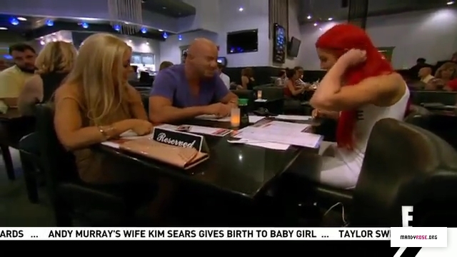 5B640x3605D_WWE_Total_Divas_S05E04_S_5_E_4_-_Talk_of_The_Town_by_Total_Divas_-_Dailymotion_mp40360.jpg