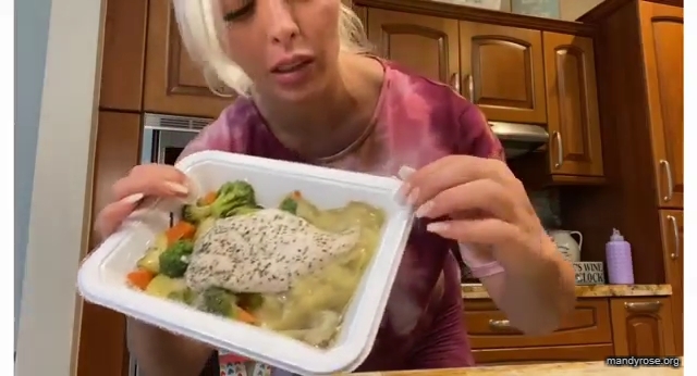 ABS_ARE_MADE_IN_THE_KITCHEN2121_Find_out_what_I_eat21_Trifecta_WWE_Superstar_Mandy_Rose_mp40302.jpg