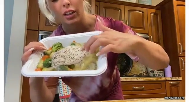 ABS_ARE_MADE_IN_THE_KITCHEN2121_Find_out_what_I_eat21_Trifecta_WWE_Superstar_Mandy_Rose_mp40303.jpg