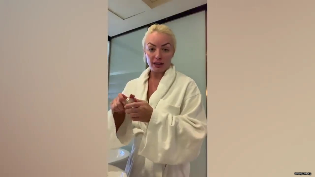 A_WWE_Superstar_s_Entire_Routine2C_from_Waking_Up_to_Wrestling___Allure_mp40137.jpg