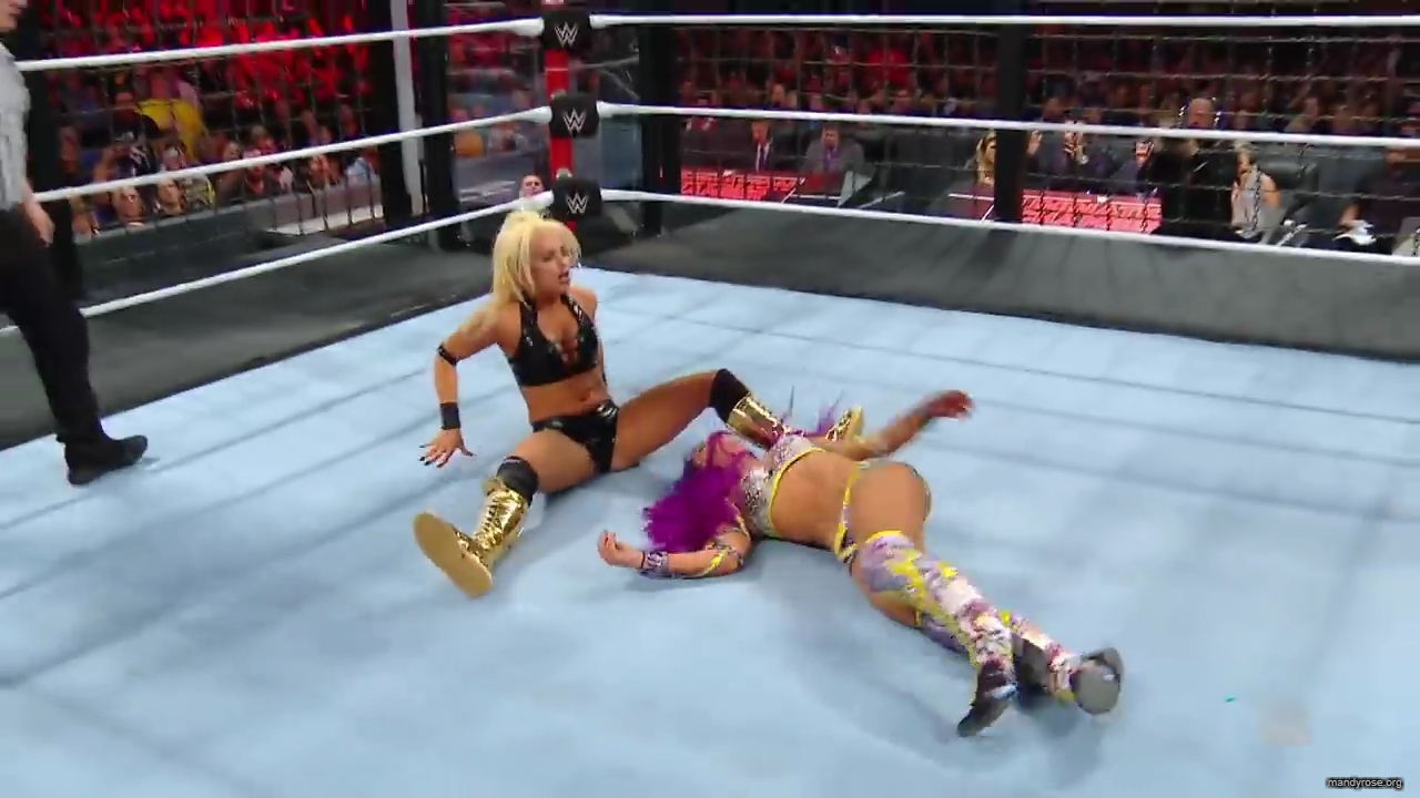 A_WWE_Superstar_s_Entire_Routine2C_from_Waking_Up_to_Wrestling___Allure_mp40253.jpg