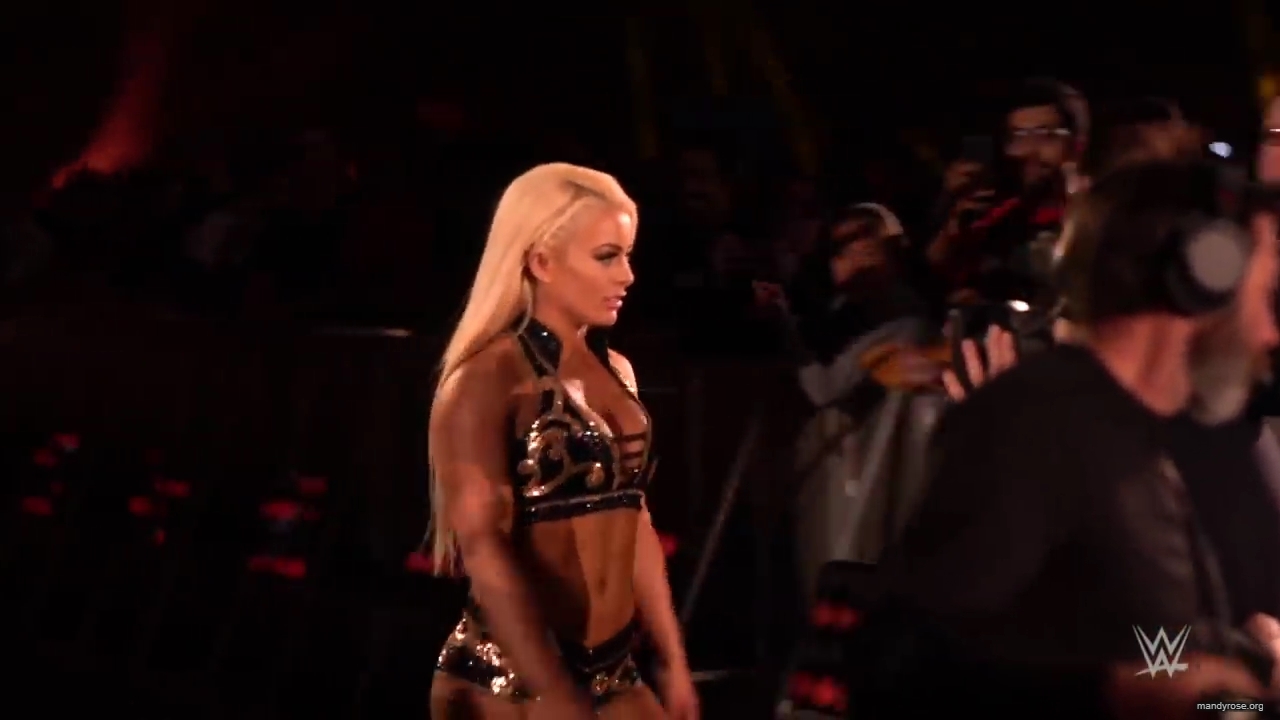 A_WWE_Superstar_s_Entire_Routine2C_from_Waking_Up_to_Wrestling___Allure_mp40351.jpg