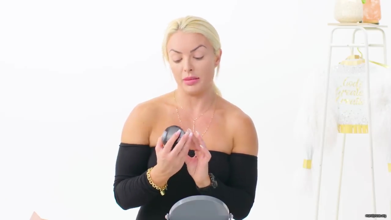 A_WWE_Superstar_s_Entire_Routine2C_from_Waking_Up_to_Wrestling___Allure_mp40441.jpg