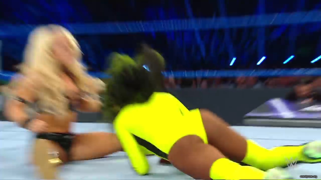 A_WWE_Superstar_s_Entire_Routine2C_from_Waking_Up_to_Wrestling___Allure_mp40476.jpg