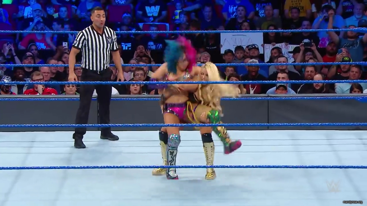 A_WWE_Superstar_s_Entire_Routine2C_from_Waking_Up_to_Wrestling___Allure_mp40488.jpg