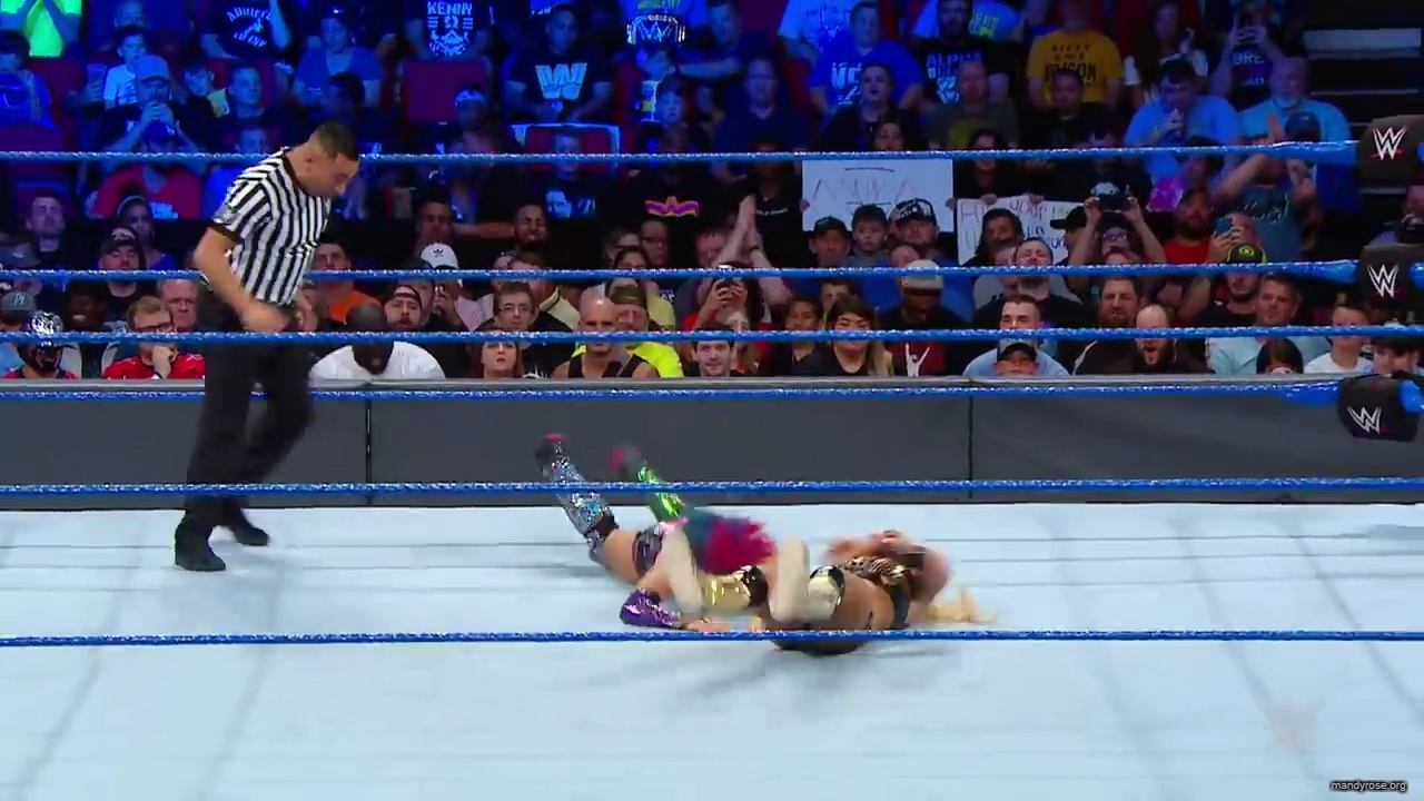A_WWE_Superstar_s_Entire_Routine2C_from_Waking_Up_to_Wrestling___Allure_mp40489.jpg