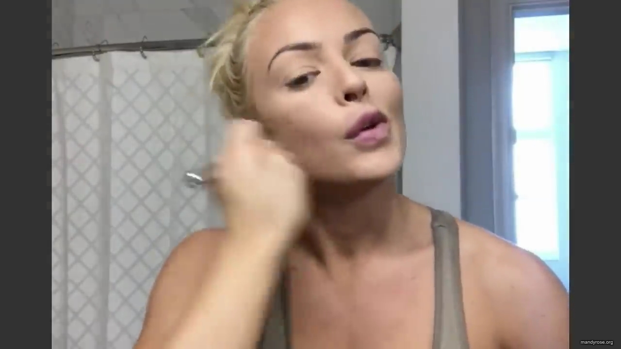 A_WWE_Superstar_s_Entire_Routine2C_from_Waking_Up_to_Wrestling___Allure_mp40558.jpg