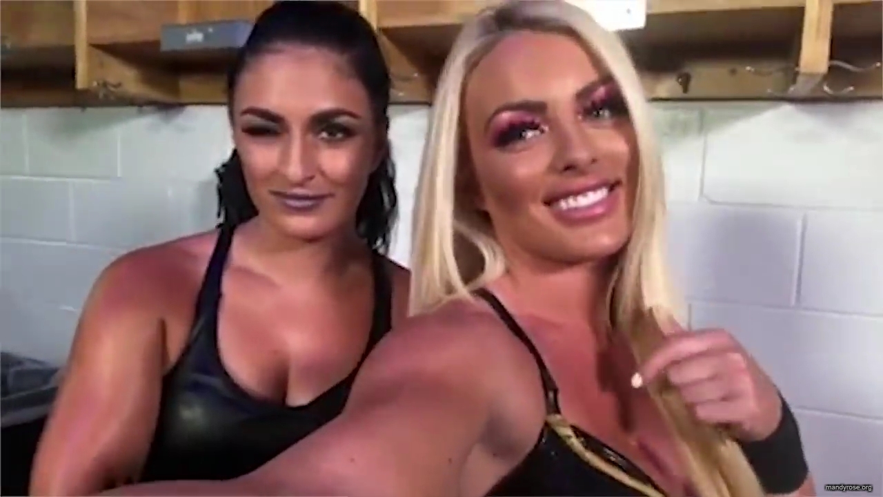 A_WWE_Superstar_s_Entire_Routine2C_from_Waking_Up_to_Wrestling___Allure_mp40586.jpg