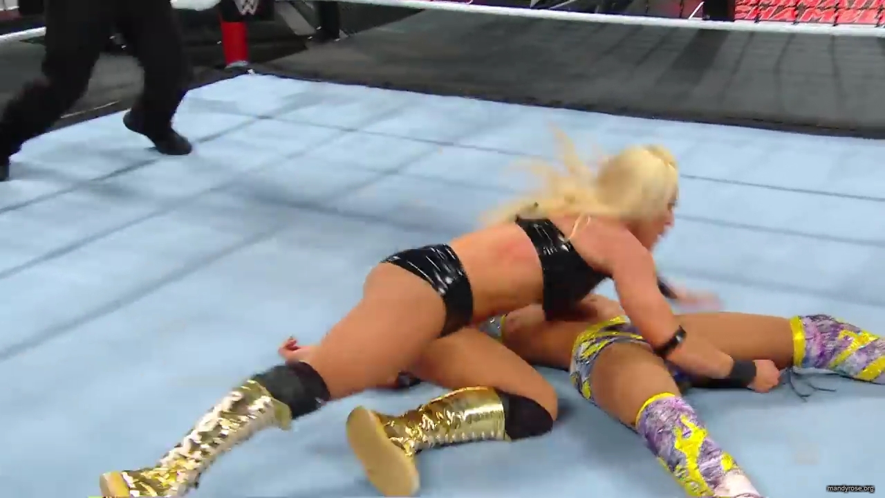A_WWE_Superstar_s_Entire_Routine2C_from_Waking_Up_to_Wrestling___Allure_mp40670.jpg