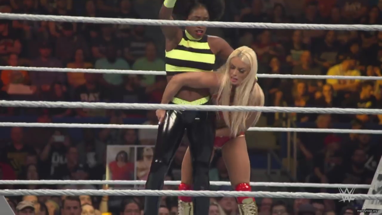 A_WWE_Superstar_s_Entire_Routine2C_from_Waking_Up_to_Wrestling___Allure_mp40678.jpg