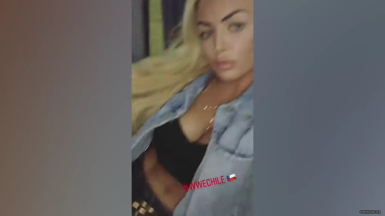 A_WWE_Superstar_s_Entire_Routine2C_from_Waking_Up_to_Wrestling___Allure_mp40839.jpg