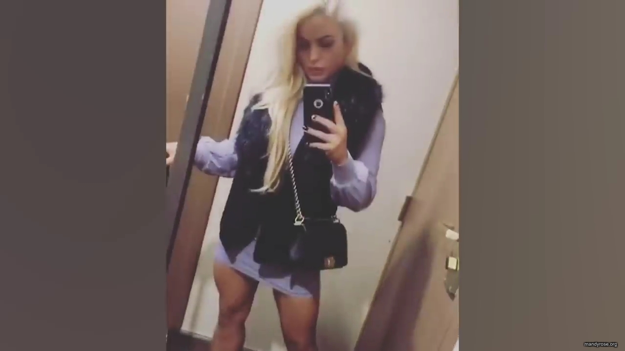 A_WWE_Superstar_s_Entire_Routine2C_from_Waking_Up_to_Wrestling___Allure_mp40960.jpg