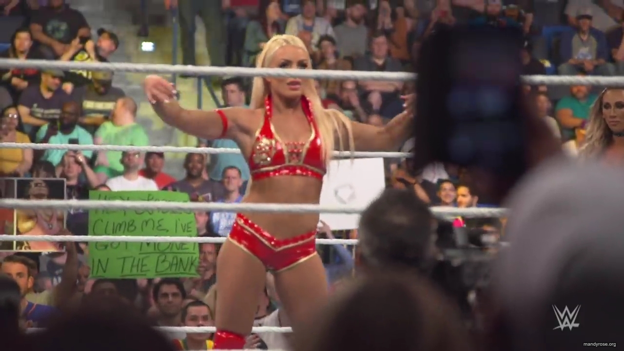 A_WWE_Superstar_s_Entire_Routine2C_from_Waking_Up_to_Wrestling___Allure_mp40968.jpg