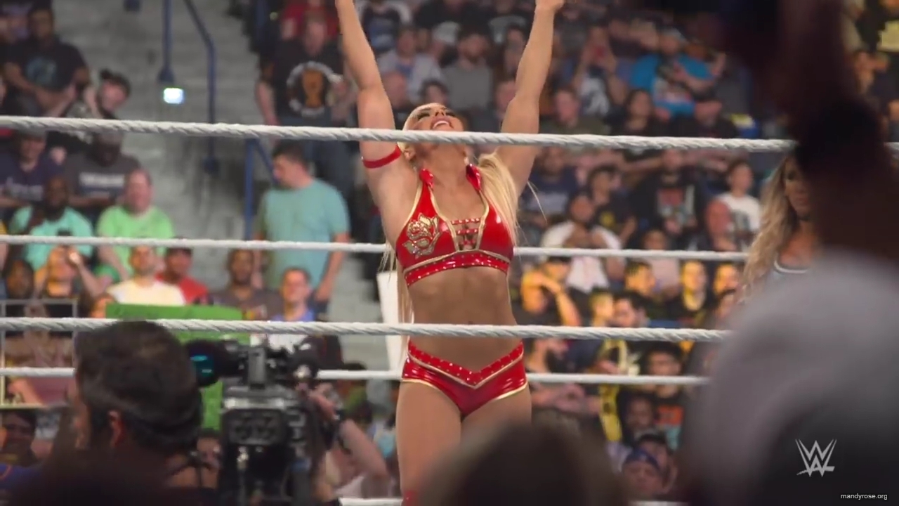 A_WWE_Superstar_s_Entire_Routine2C_from_Waking_Up_to_Wrestling___Allure_mp40998.jpg