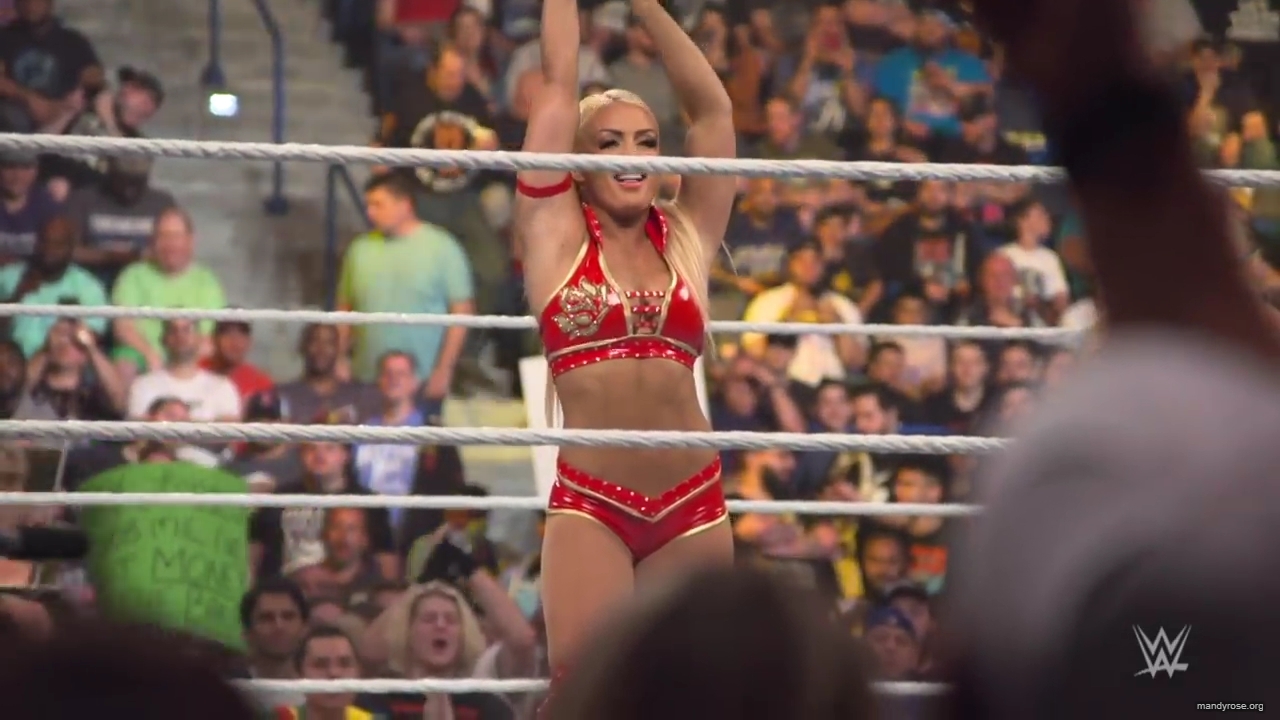 A_WWE_Superstar_s_Entire_Routine2C_from_Waking_Up_to_Wrestling___Allure_mp41000.jpg
