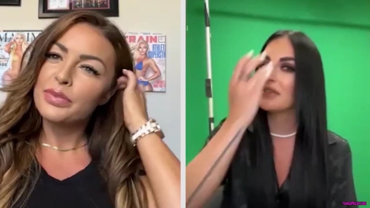 Amanda_Saccomanno_28_Mandy_Rose_29_and_Daria_Berenato_28_Sonya_Deville_29_talk_DaMandyz_Donutz___more_mp41092.jpg
