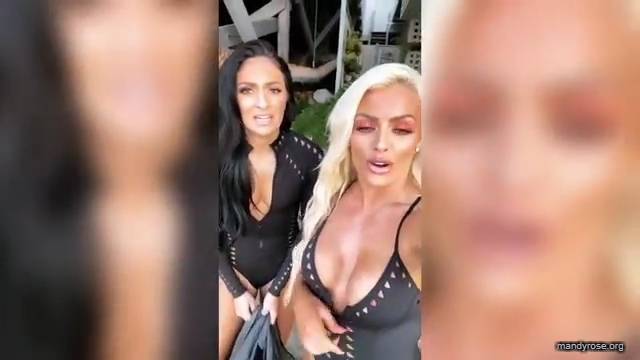 BIKINI_PHOTOSHOOT_BTS_WWE_Mandy_Rose_Sonya_Deville_Damandyz_Donutz_mp44942.jpg