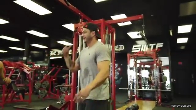 BURGERS_AND_BARBELLS_in_Vegas_mp43863.jpg