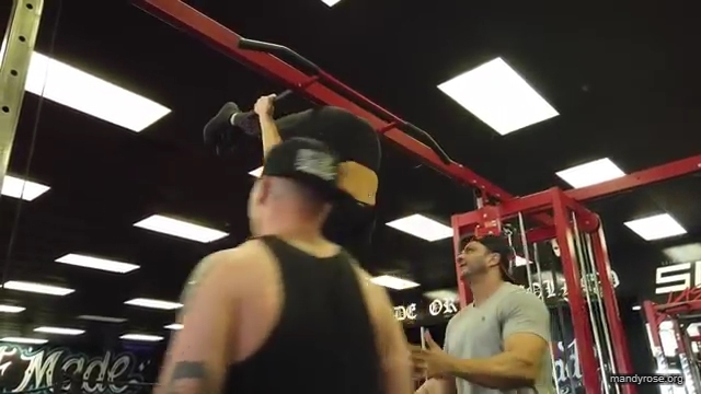 BURGERS_AND_BARBELLS_in_Vegas_mp43871.jpg