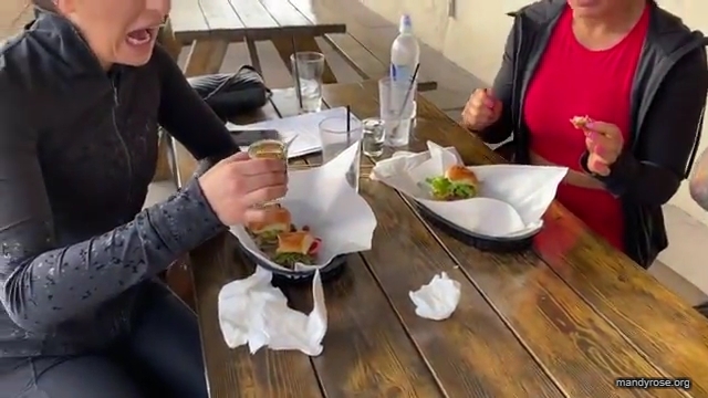 BURGERS_AND_BARBELLS_in_Vegas_mp44127.jpg