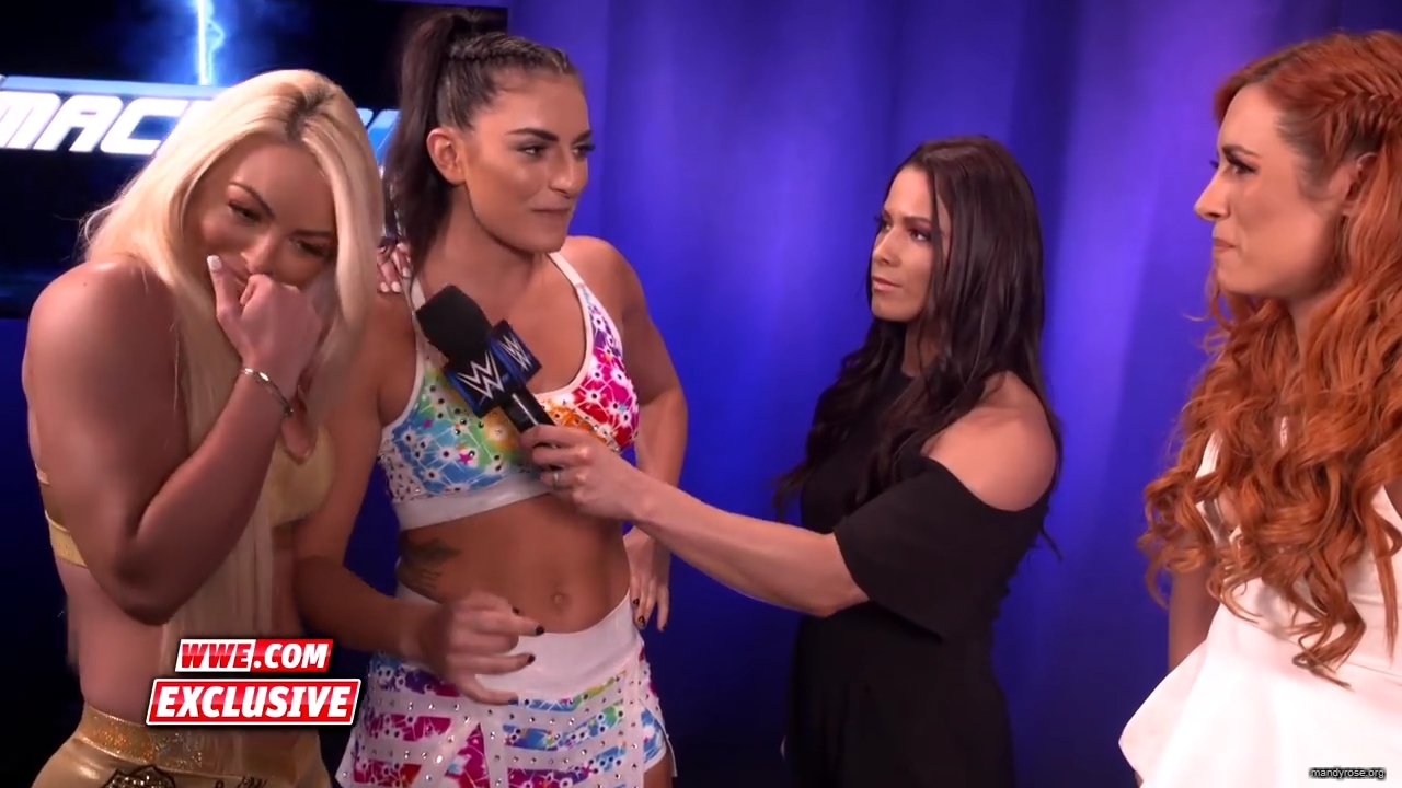 Becky_Lynch_challenges_Mandy_Rose__Sonya_Deville_SmackDown_Exclusive_June_26_2018_mp40024.jpg