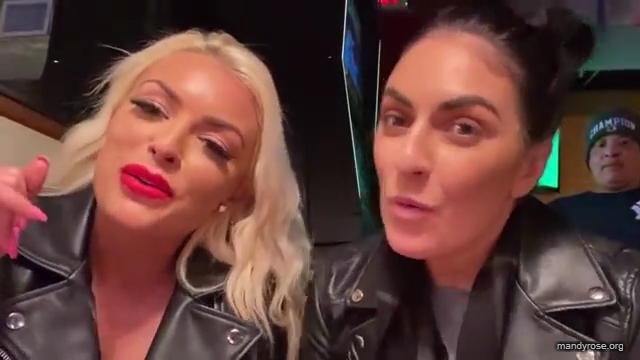 CHICKEN_WINGS_212121_MANDY_ROSE_SONYA_DEVILLE_WWE_mp43146.jpg