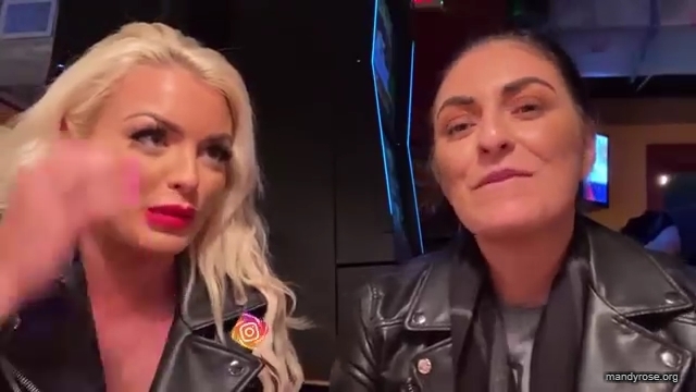 CHICKEN_WINGS_212121_MANDY_ROSE_SONYA_DEVILLE_WWE_mp43153.jpg