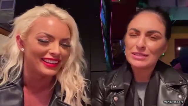 CHICKEN_WINGS_212121_MANDY_ROSE_SONYA_DEVILLE_WWE_mp43164.jpg