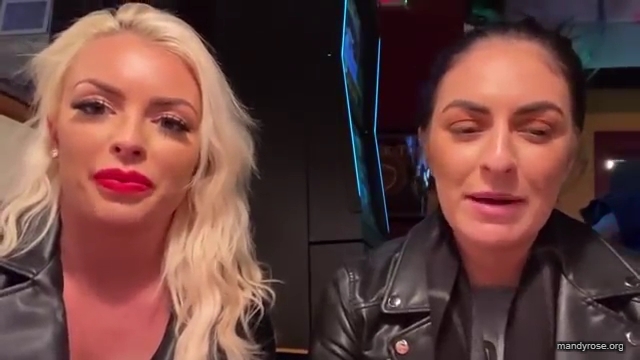 CHICKEN_WINGS_212121_MANDY_ROSE_SONYA_DEVILLE_WWE_mp43171.jpg