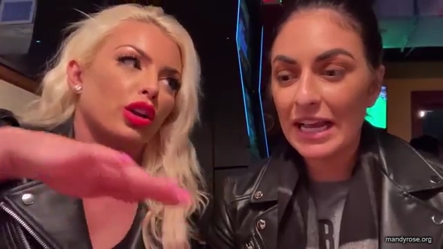 CHICKEN_WINGS_212121_MANDY_ROSE_SONYA_DEVILLE_WWE_mp43198.jpg