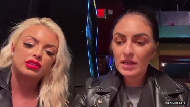 CHICKEN_WINGS_212121_MANDY_ROSE_SONYA_DEVILLE_WWE_mp43218.jpg